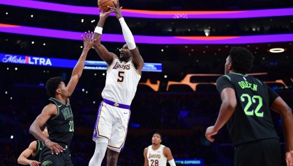 爱游戏官网-艾顿吃饱湖人胜率高！可为何连东詹都喂不饱他 截止日前如何补强