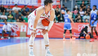 状态平平！郭艾伦2中1仅拿6分2板2助 4次失误